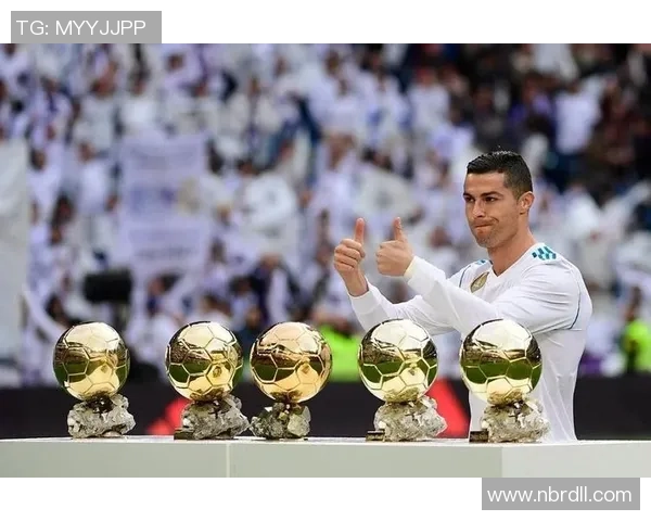 揭开神秘面纱一起猜猜这些世界足球明星的真实身份与传奇故事 揭开神秘面纱一起猜猜这些世界足球明星的真实身份与传奇故事