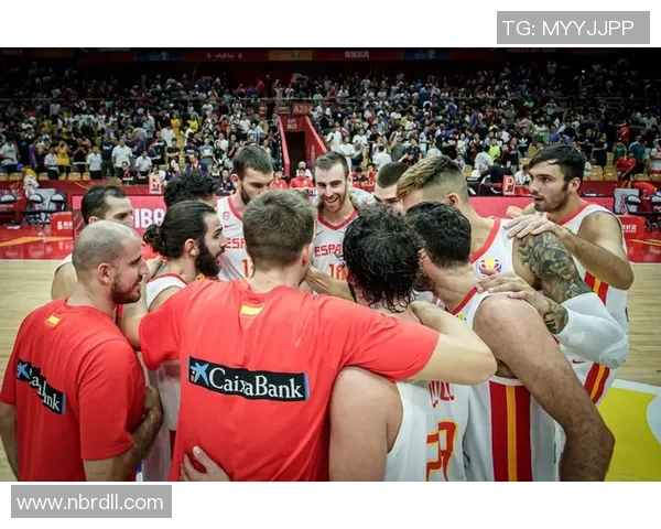 武汉篮球队在世界杯中的灵活性展现与战术分析