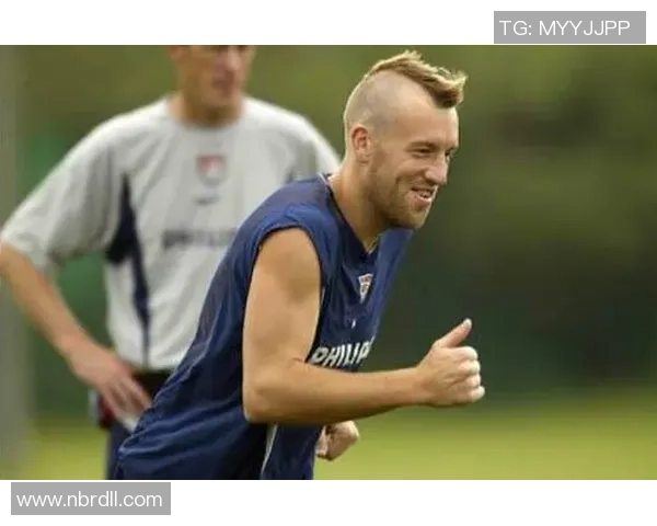 短发发型的足球明星男生们如何塑造个性与魅力